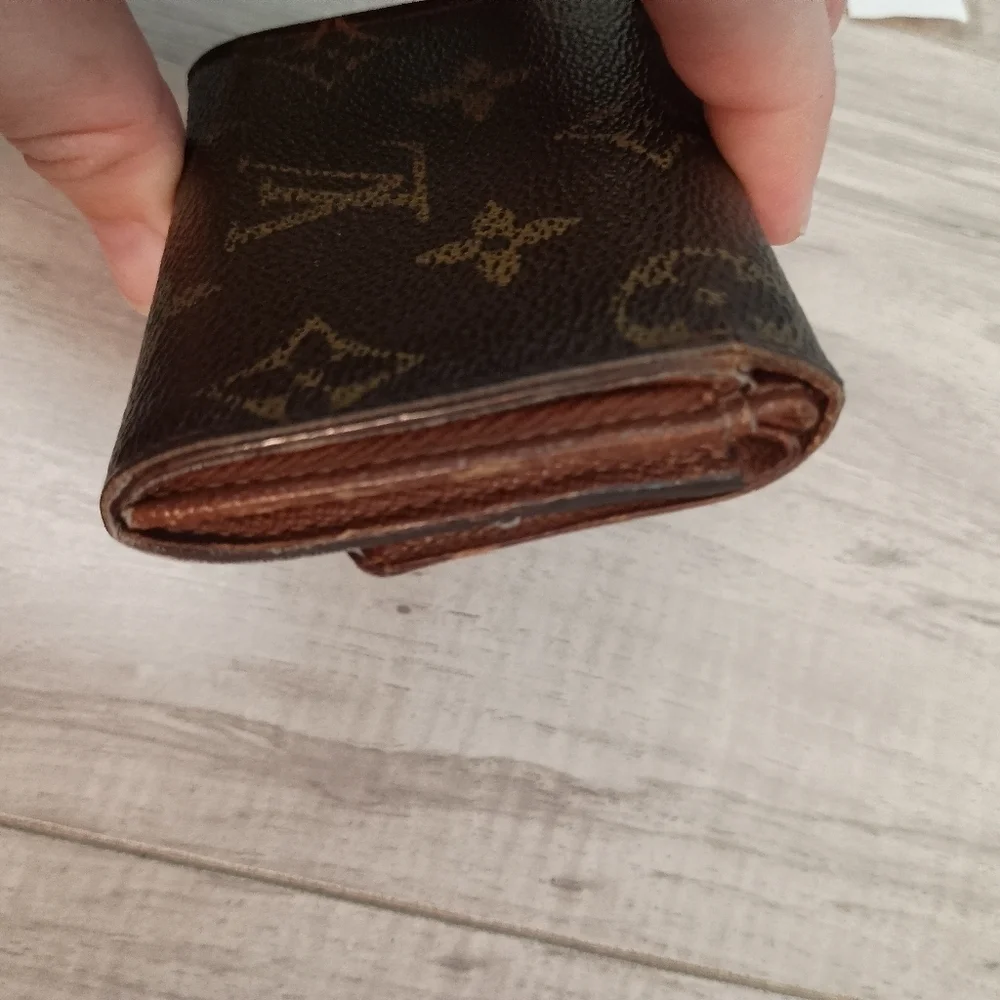 Authentic Louis Vuitton LV Micro Brown Folding Monogram Leather Card Wallet Smal